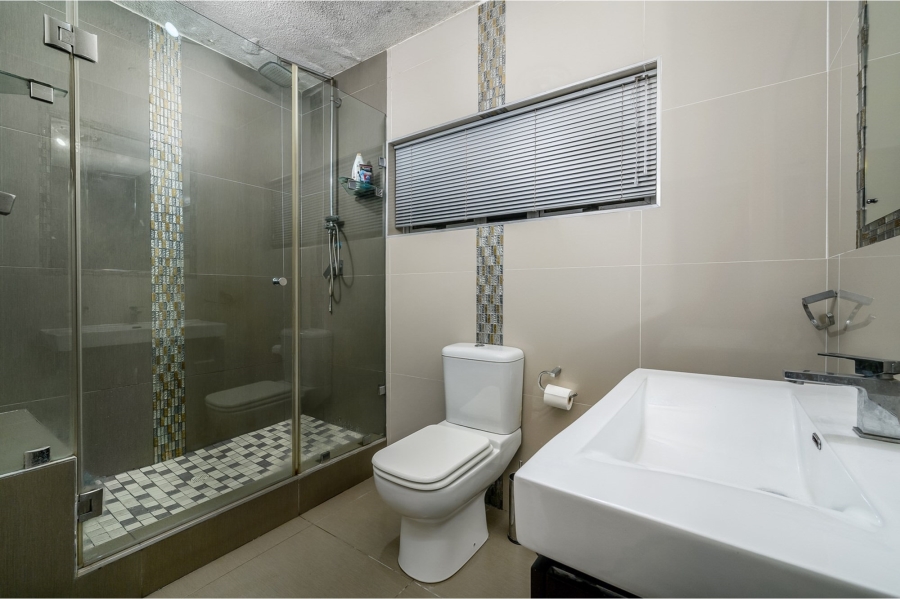 2 Bedroom Property for Sale in Humewood Eastern Cape